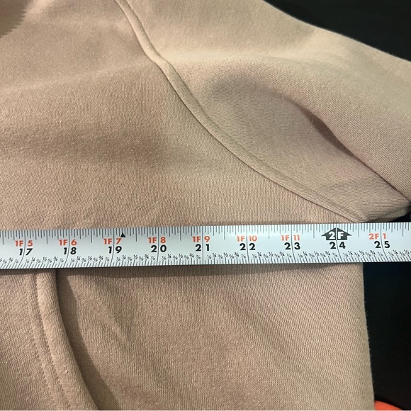 NWT Women's Cropped Half Zip Taupe Hoodie, XL - Picture 6 of 7